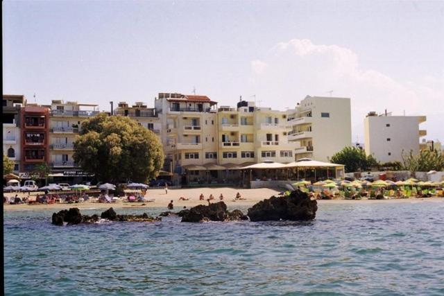 Nea Elena Apartments ハニア エクステリア 写真